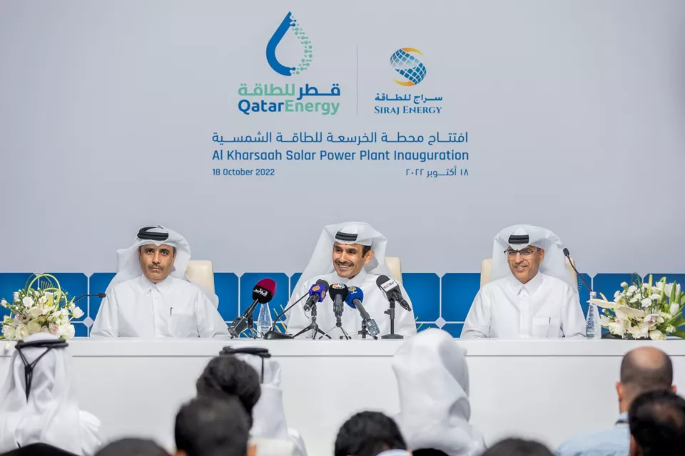 Inauguration of the Al Kharsaah Solar Power Plant. From left to right: Essa bin Hilal Al-Kuwari, President of Qatar General Electricity & Water Corporation (Kahramaa), Saad Sherida Al-Kaabi, Minister of State for Energy Affairs and QatarEnergy CEO, and Ahmad Saeed Al-Amoodi, Executive Vice President of QatarEnergy 