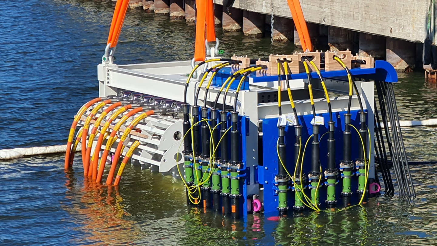 Hitachi Energy supplies world-breaking OceaniQ™ subsea Hitachi Energy supplies world-breaking OceaniQ™ subsea